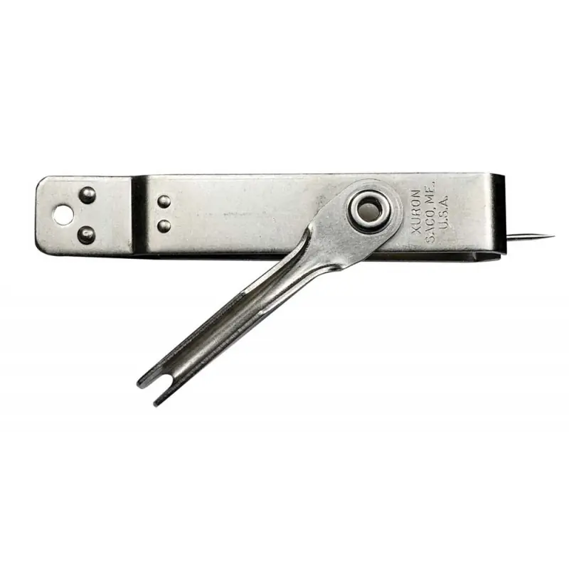 Marque Coupe fil Sports Tools et son outil à noeuds