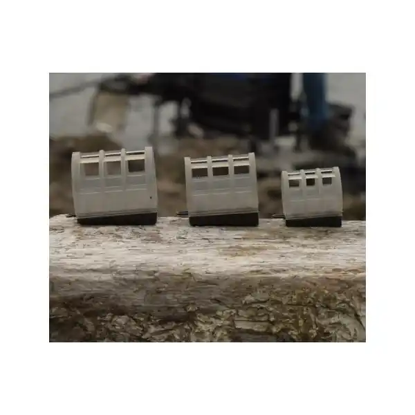 Must-Have CAGE FEEDER "PLASTIC" - CRESTA